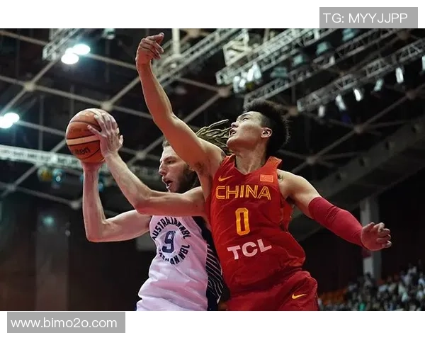 2019男篮热身赛中国队迎战安哥拉队全力以赴展现实力与团队精神
